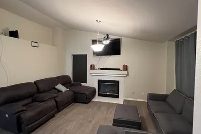 Image de Charming 3-bedroom house with WiFi, Ac in superb Palmdale