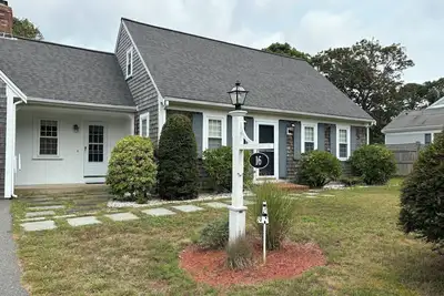 Image de Charming 4-bedroom house with WiFi, Ac in delightful West Dennis