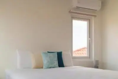 Image de 205Deluxe One-Bedroom Apartment