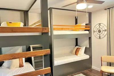 Image de Downtown, Bank of America, Spectrum Arena, Bojangles, Charlotte Convention Center all within 6-10 minutes