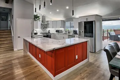 Image de Modern Luxe w Chef’s Kitchen