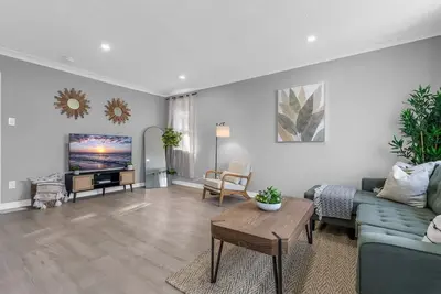 Image de Spacious 3BDs - Close to Wineries, Brock & Falls!