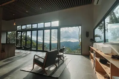 Image de Villa Velaris Luxury Ocean View. \nPrivate Getaway Nestled in the mountains.