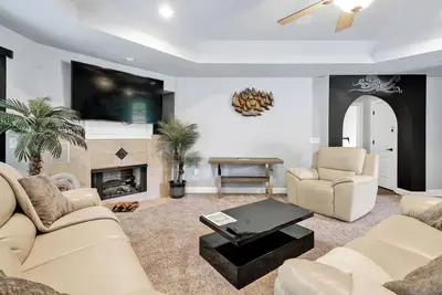 Image de The Family Point, near Carolina Beach, Big yard & parking