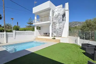 Image de Family villa in Alcanar Playa with swimming pool, chill out and barbecue.