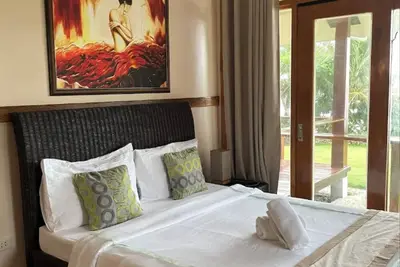 Image de Beachfront Bliss - Steps to the sand!