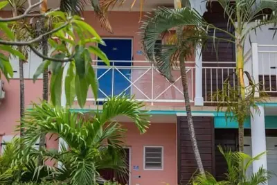 Image de Guadeloupe: Résidence Crystal Beach. Luxe, Vue Mer & Services à 60m de la plage!