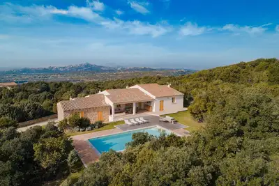 Image de Villa 'Zino Con Dependance' avec vue sur la mer, Wi-Fi et climatisation