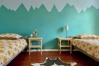 Image de Stylish Village Retreat – 5 Min to Lake, Surrounded by Mountains & Nature