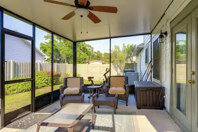 Image de 10 Mi to Universal Orlando: Home w/ Screened Porch