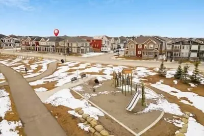 Image de Cozy 3bd Home | Close to Yyc Airport & Dt, A/C