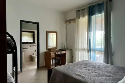 Image de Chambre \"Dalia 2\" avec terrasse partagée, Wi-Fi et climatisation