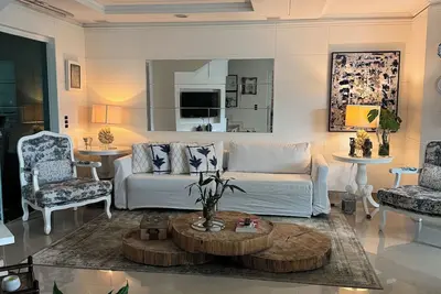 Image de Charming house in the best location in the city