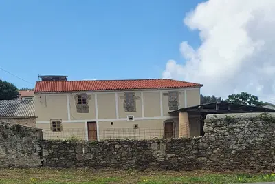 Image de As Roeles Caión Farm. House ideal for families, beach at 2. 5 km. 4 bedrooms