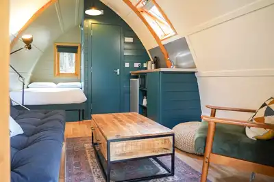 Image de Supérieure-Cabine-Sdb privée avec douche