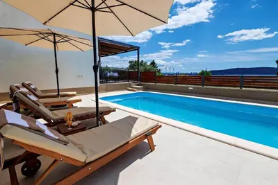 Image de Two-Bedroom Superior Apartment with pool in Villa 3d by the Sea