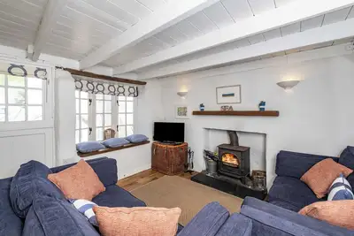 Sea Horses, pet friendly, character holiday cottage in Port Isaac