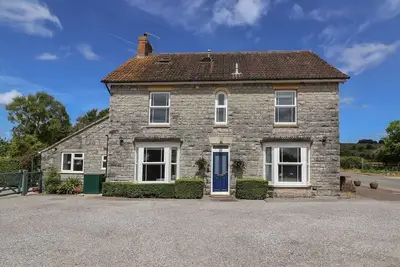 Image de Metcalfe House, pet friendly, with open fire in Compton Dundon