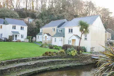 Image de Breeze Cottage, family friendly, with pool in Falmouth