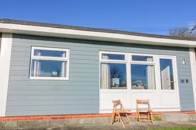 Image de The Sail Loft, pet friendly, with a garden in Dartmouth