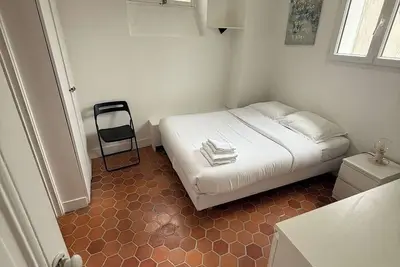 Image de Appartement charmant près de la Place de la Bastille – à proximité du Marais