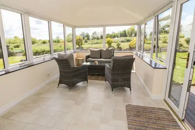 Image de Bwthyn Clyd, family friendly, with a garden in Llanddaniel Fab