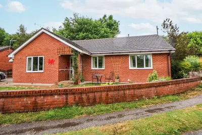 Image de 2 Mountain View, pet friendly, with hot tub in Chirk