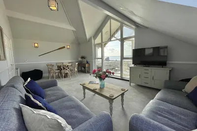 Image de 12 Thurlestone Rock, family friendly, with pool in Thurlestone