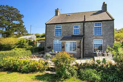 Image de Goleufryn, pet friendly, character holiday cottage in Llangoed