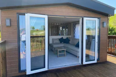 Image de Fir Lodge, pet friendly, with hot tub in Whitby