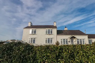 Image de Fferm Porthdafarch South Farm House, pet friendly in Trearddur Bay