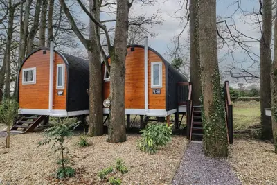 Image de Elm, romantic, with a garden in Dungiven, Londonderry