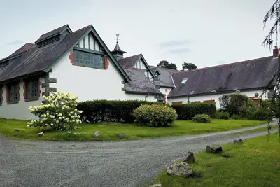 Image de Coach House, pet friendly, with hot tub in Llanwrtyd Wells