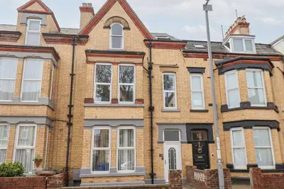 Image de Tennyson Grange, pet friendly, with hot tub in Bridlington