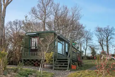 Image de Tench Hut, pet friendly, character holiday cottage in Crowborough