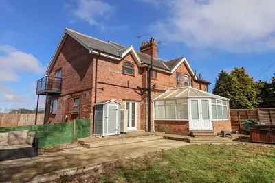 Image de 7 Kingsfield Cottages, pet friendly, with hot tub in Bridlington