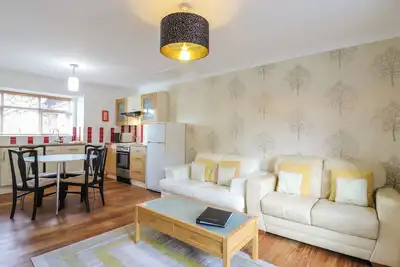 Image de Garden Cottage In Norfolk Broads Village, family friendly in Norwich