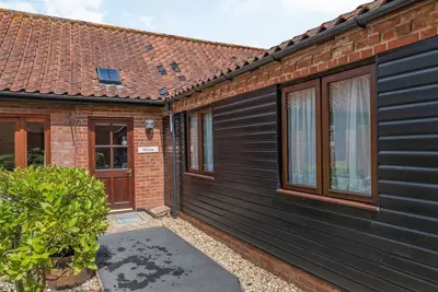 Image de Willow, romantic, with a garden in Foulsham