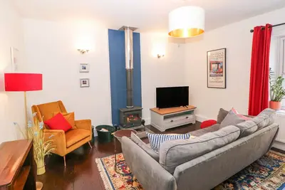 1a Market Street, family friendly, with open fire in Buxton