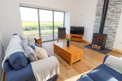Image de West Burton Hemmel, pet friendly, with open fire in Bamburgh