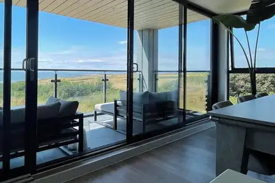 Image de The Links 40. An Apartment With Spectacular Sea Views. in Porthcawl