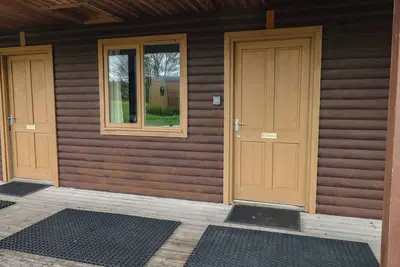 Image de Chestnut, romantic, country holiday cottage in Cowbridge