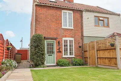 Image de 1 Rumsby Cottages, pet friendly, with open fire in Kessingland