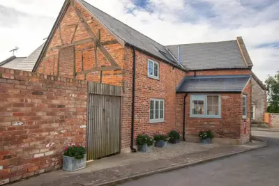 Luxury Retreat nr Chippenham; Sleeps 12+Pets!