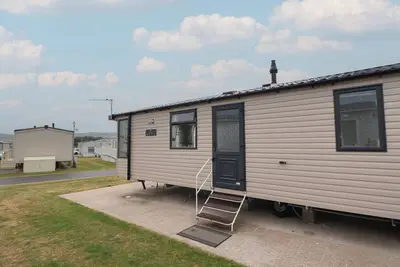 Image de Caravan B8, pet friendly, country holiday cottage, with pool in Towyn