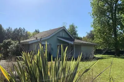 Image de 221- Charmante maison hourtinaise avec vue imprenable sur la forêt pour 6 à 7 personnes