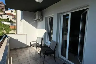 Image de Modern & Charming - Free Private Parking - One Bedroom Apartment