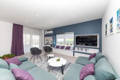 Image de Scenic Elegant Trogir Villa with Pool - Five Bedroom Villa