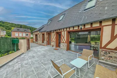 Image de Belle Maison Honfleuraise 10-12 personnes 6 Ch avec piscine