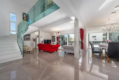 Image de Villa Shaula -  Five Bedroom Holiday Home with Pool, Sauna and Gym